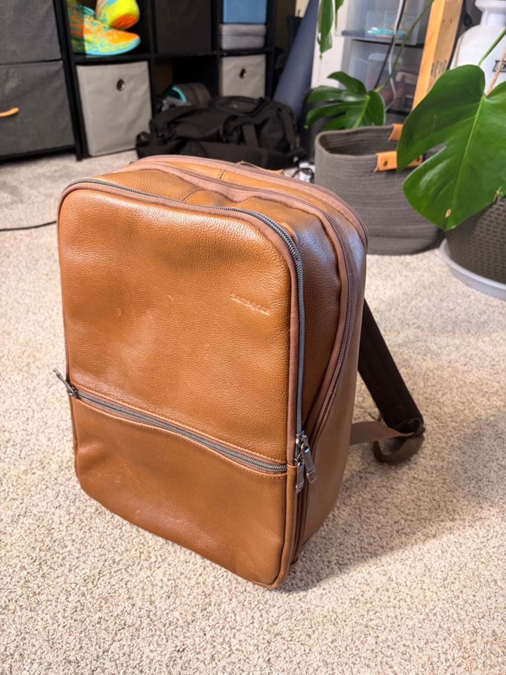 Samsonite Brown Leather-Look Men's Backpack